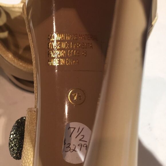 5.5” Beige High Heel Platform Shoes size 7.5 - Picture 5 of 11